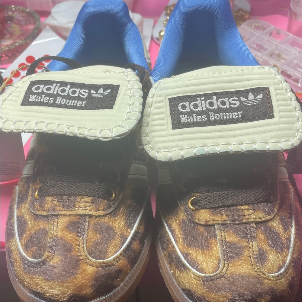Adidas Brown Leopard 👟 Sneakers